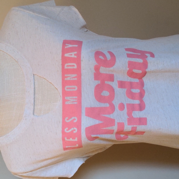 Custom cut Tee - Picture 8 of 8